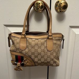 GG Canvas Gucci bag